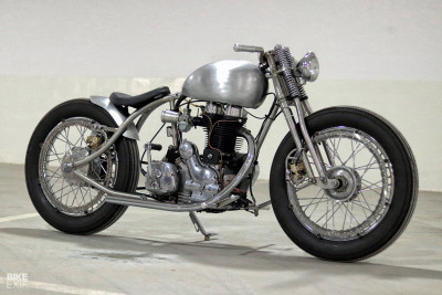 Konsep Steampunk Royal Enfield dari Master Of Metal thumbnail